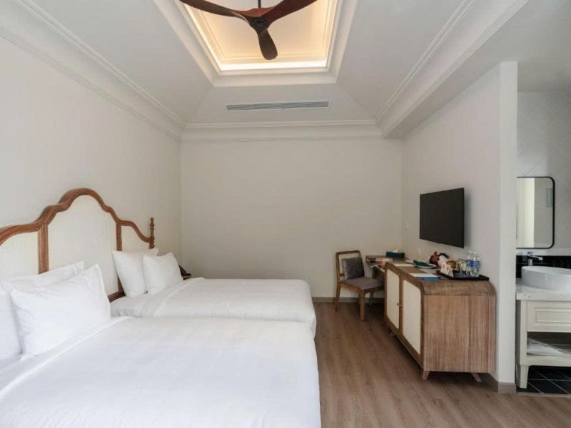 Bungalow Garden View