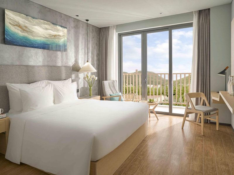 Deluxe Balcony City View