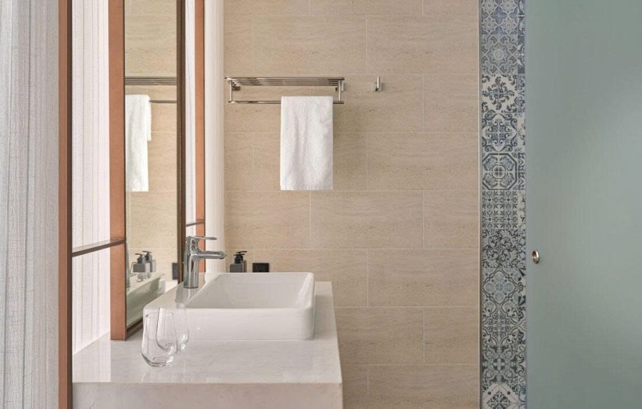 Deluxe Balcony Garden View