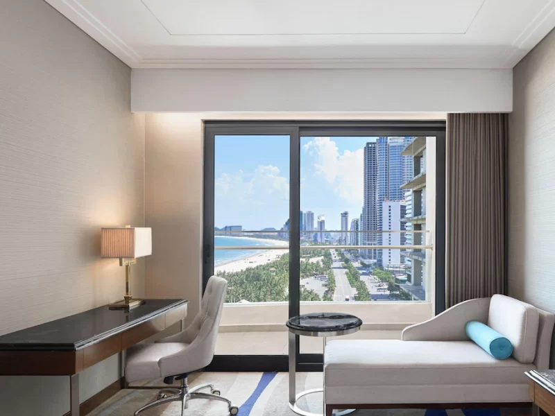 Deluxe King Oceanview Room