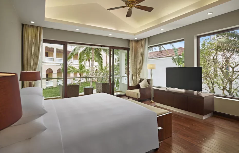 Four Bedroom Villa with Ocean View