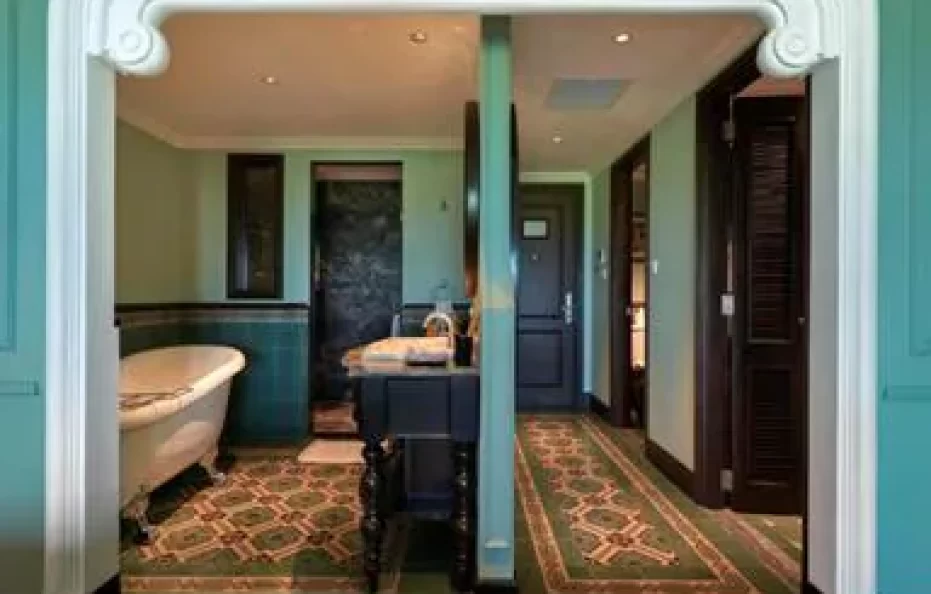 Executive Duplex Suite with Balcony