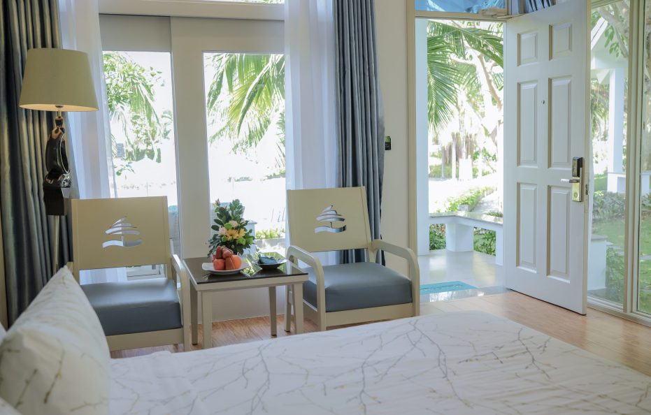 Deluxe Bungalow Beach Front