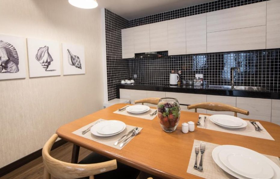 Two Bedroom Royal Penthouse with Cityview