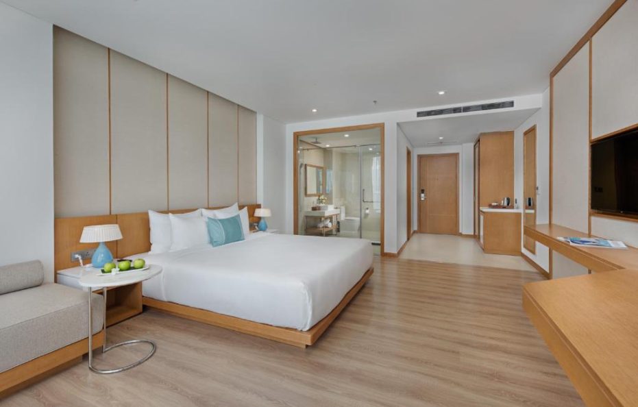Premier Suite City View