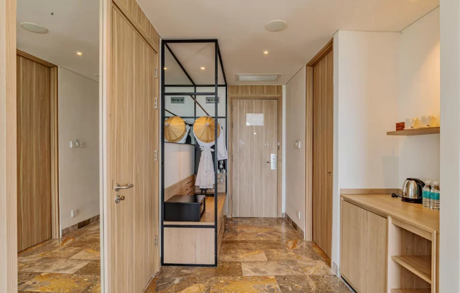 Premium Partial Ocean View