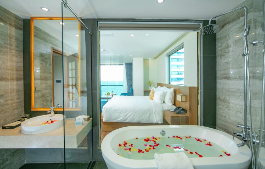 Suite Partial with Sea View