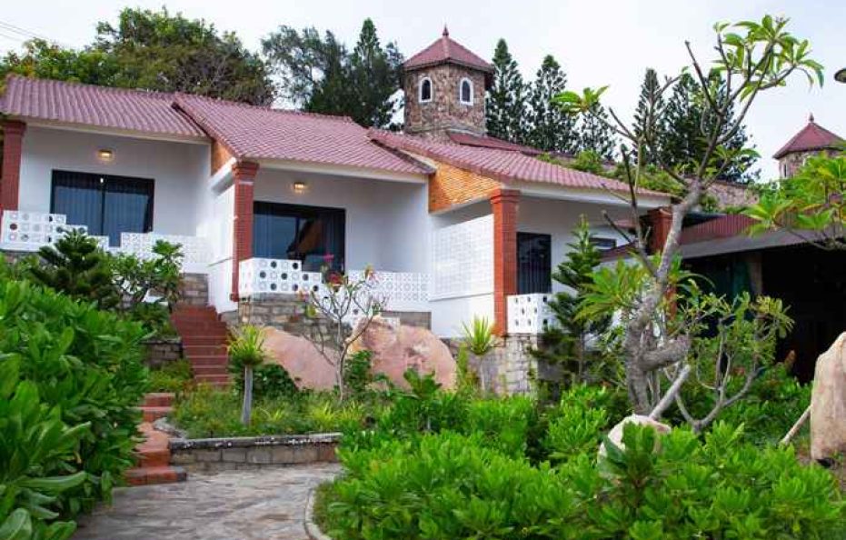 Adora Beach Front Grand Ocean View