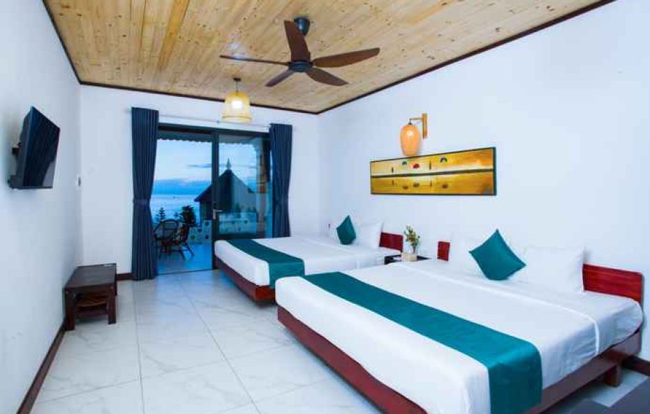 Adora Beach Front Grand Ocean View