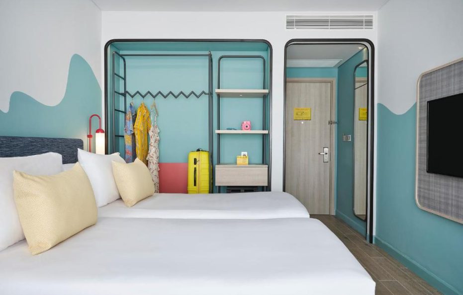 Premium Balcony Twin