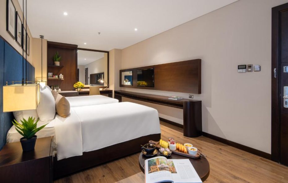 Premier Deluxe Triple Room