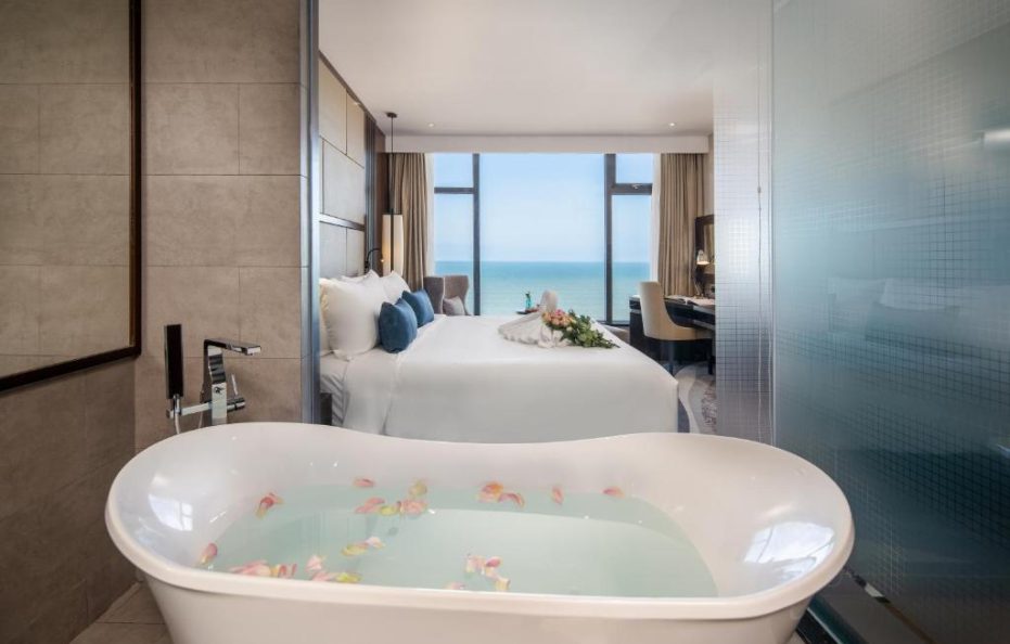 Delight Ocean King with Sea View