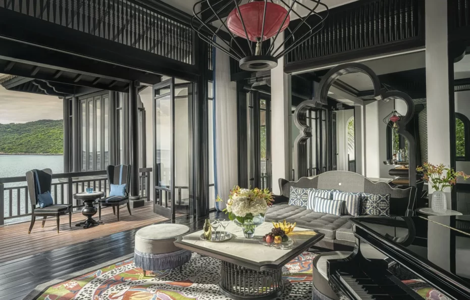 Two-Bedroom Royal Residence by the Sea