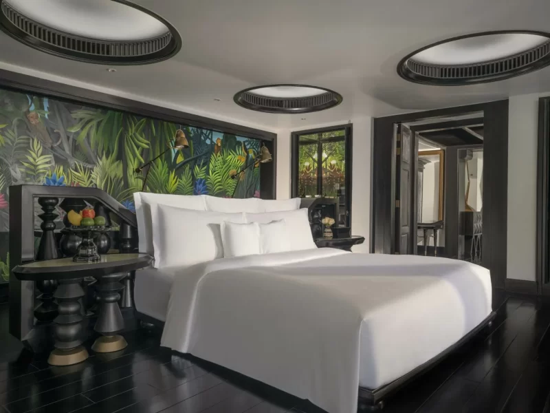 Two-Bedroom Royal Residence by the Sea