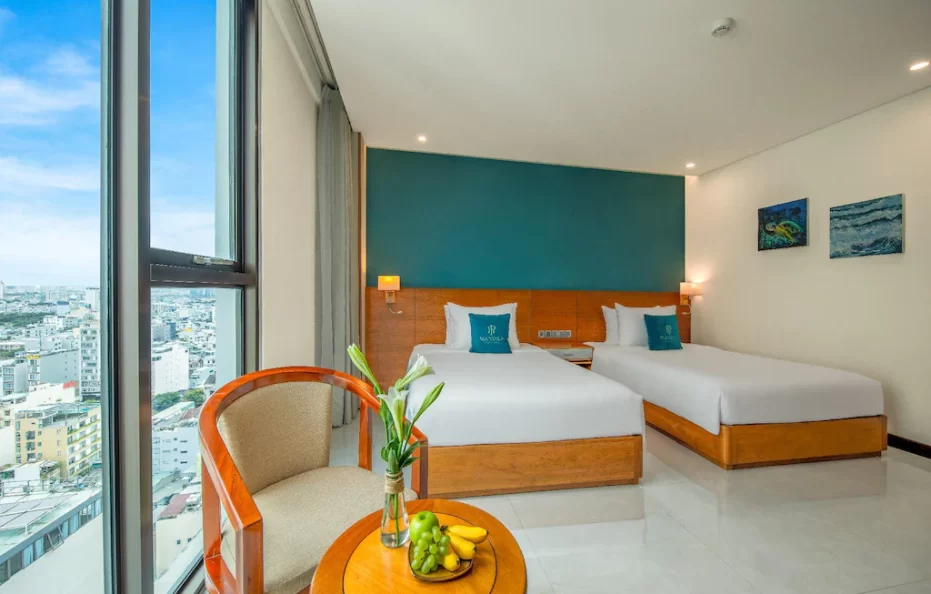 Deluxe Partial Oceanview