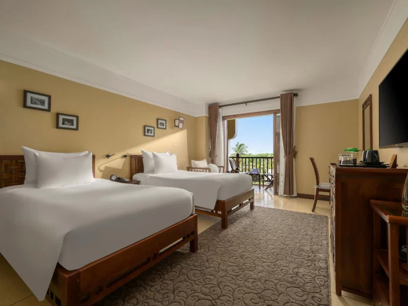 Deluxe Twin Room with Balcony