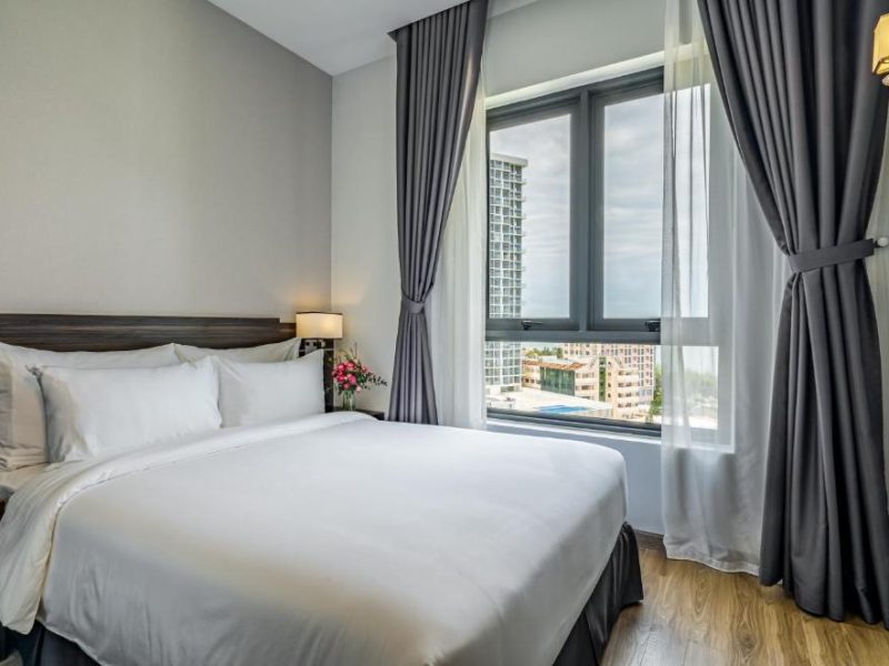 Premier City View Room
