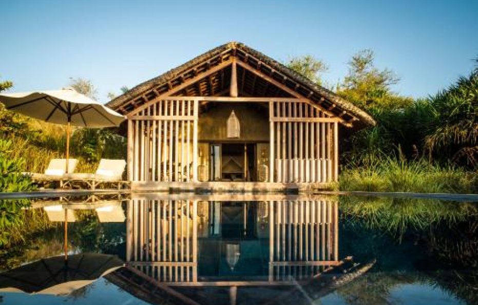 1-Bedroom Beachfront Pool Villa