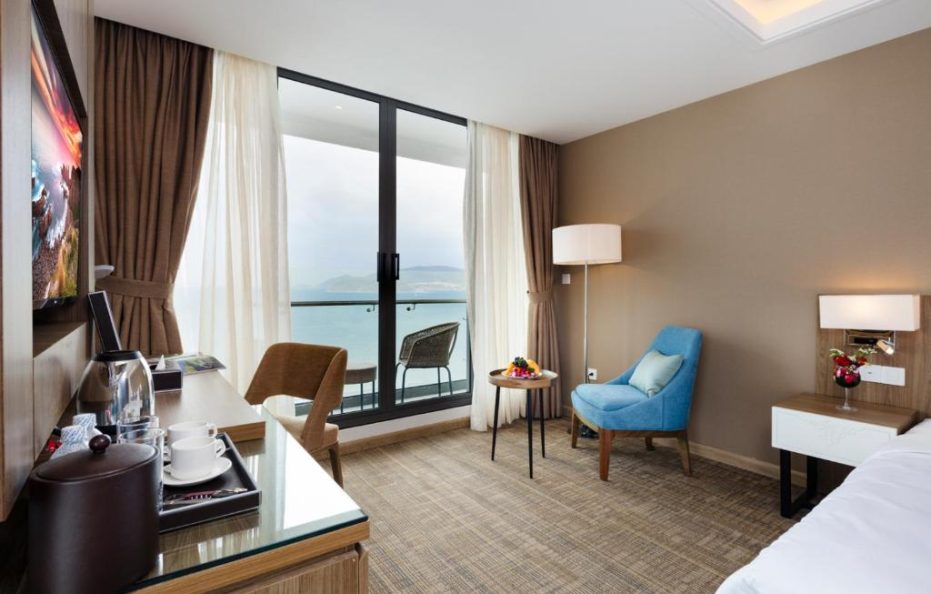 Comodo Suite Balcony Ocean View