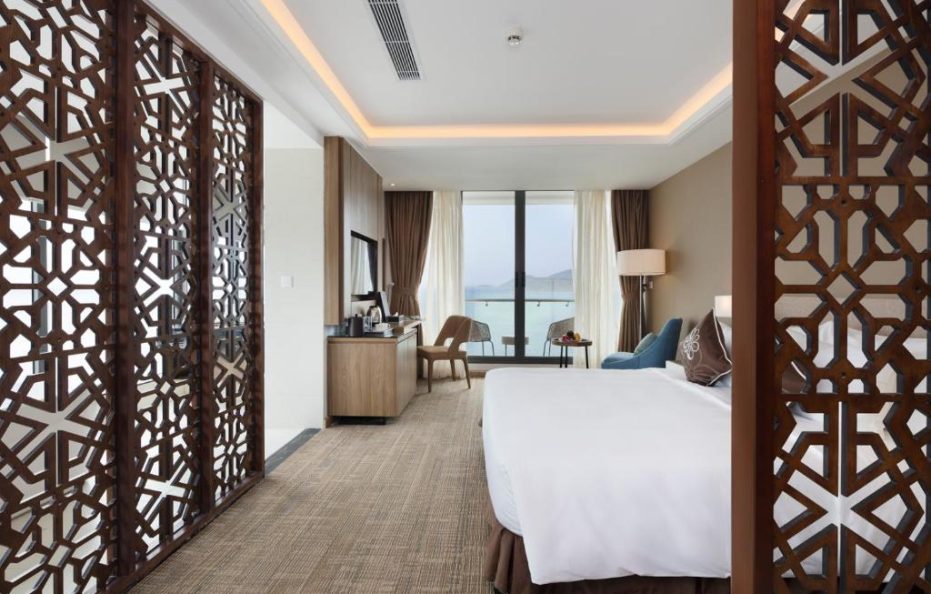 Comodo Suite Balcony Ocean View