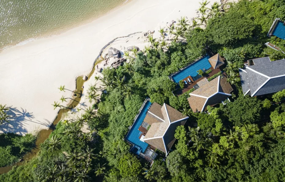 Three-Bedroom Sun Peninsula Residence