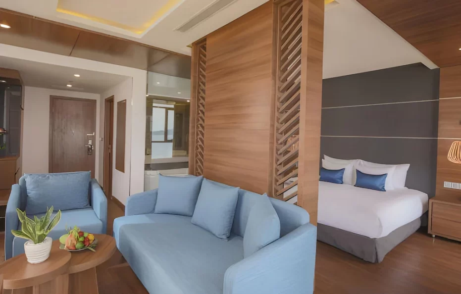 Beach Front Diamond Room