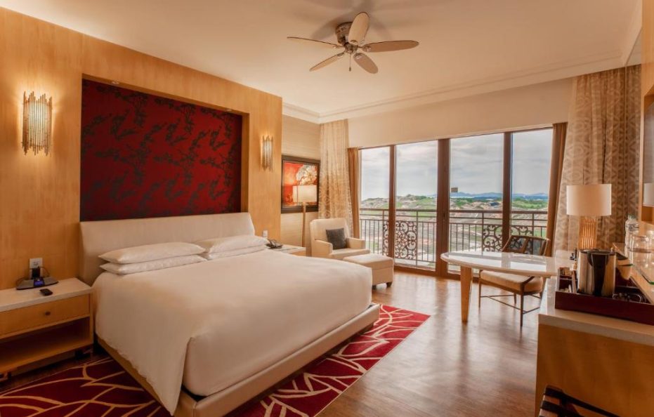 Classic Grand Golf King/ Twin Room