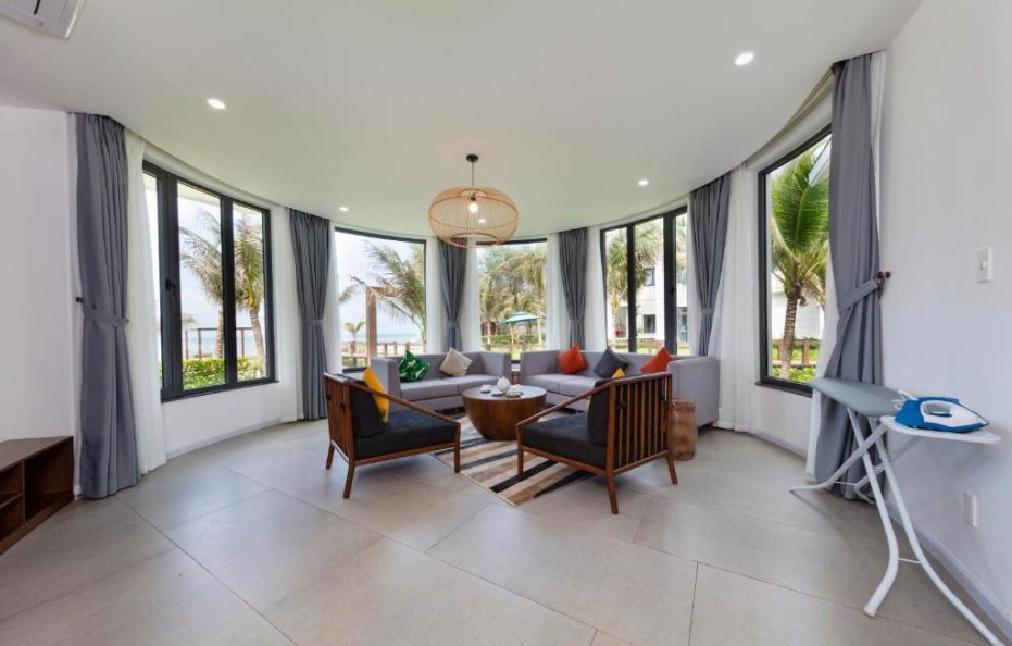 Villa Beach Front 4 Bedroom