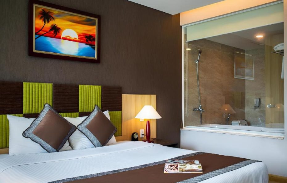 Deluxe King Ocean View