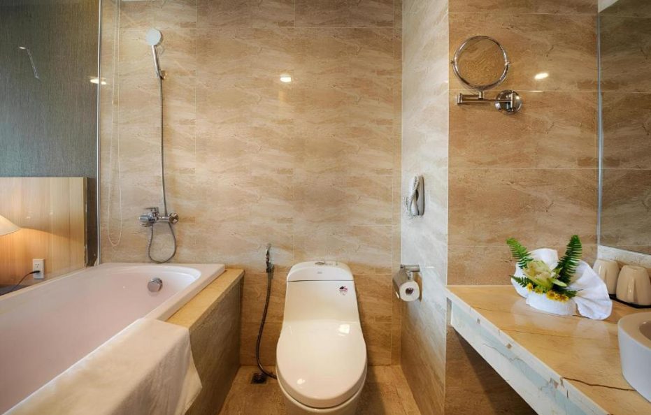 Deluxe King Ocean View