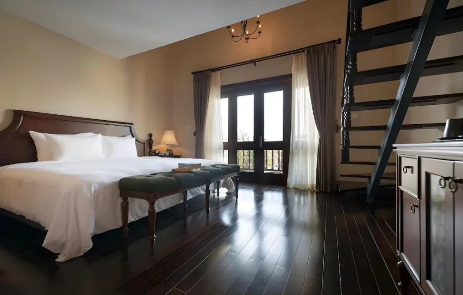 Duplex Suite with Balcony