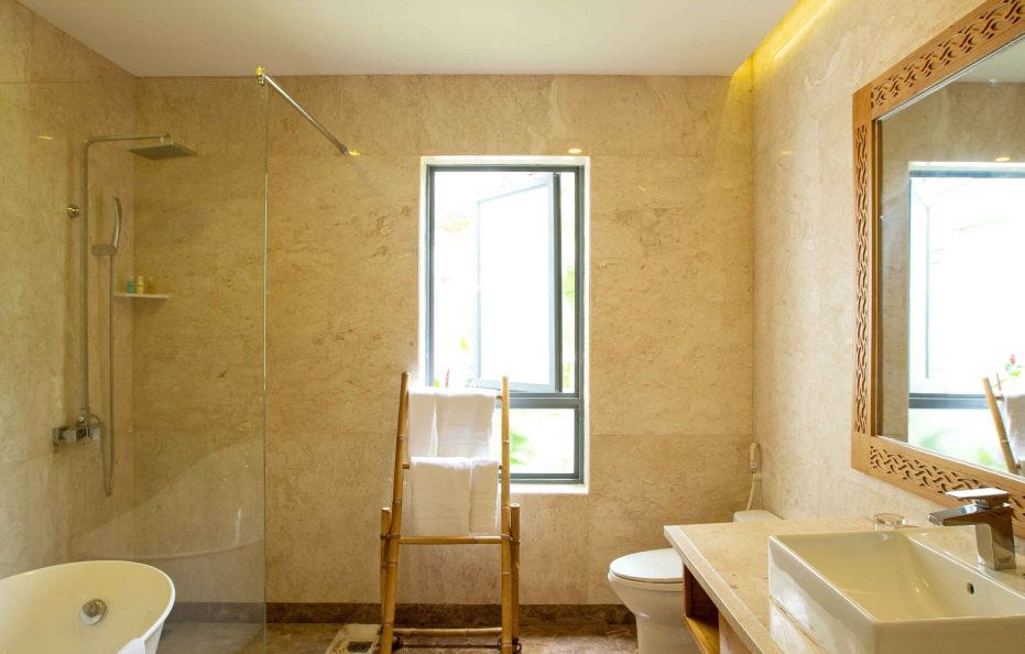 04-Bed Room Beach Front Bungalow