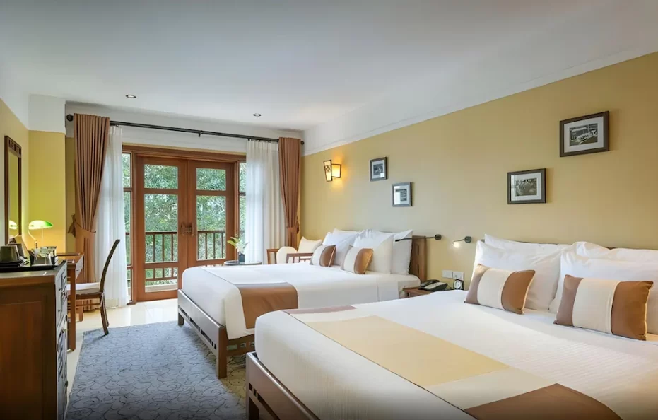 Deluxe Room with Window