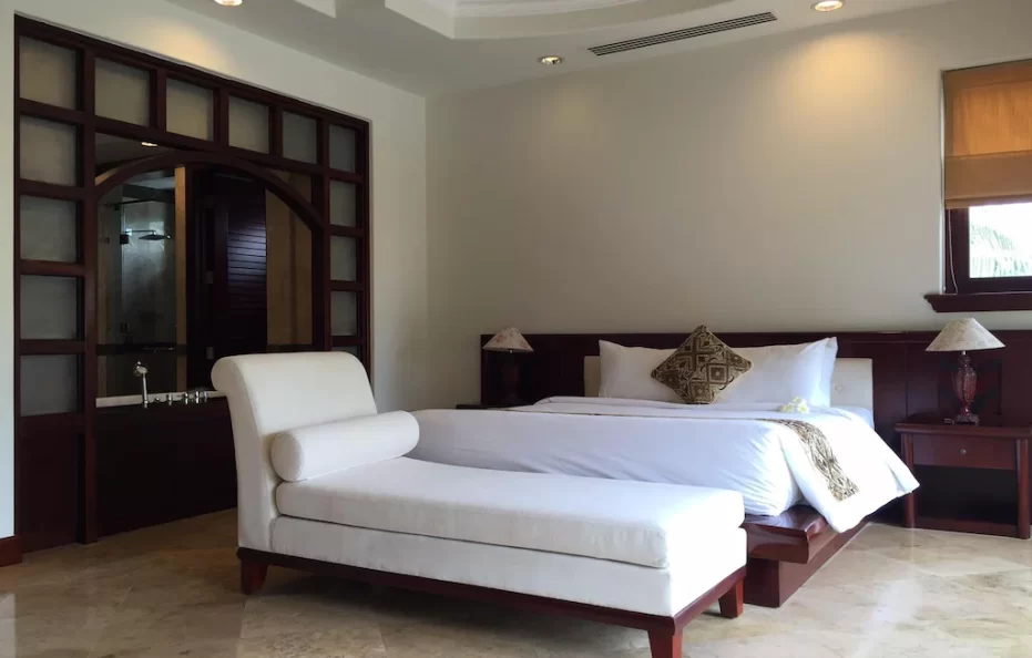 Villa Three Bedroom Beach Front Double