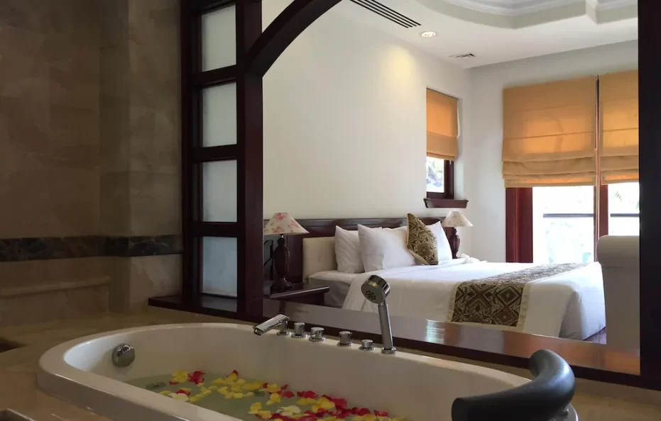 Villa Three Bedroom Beach Front Double