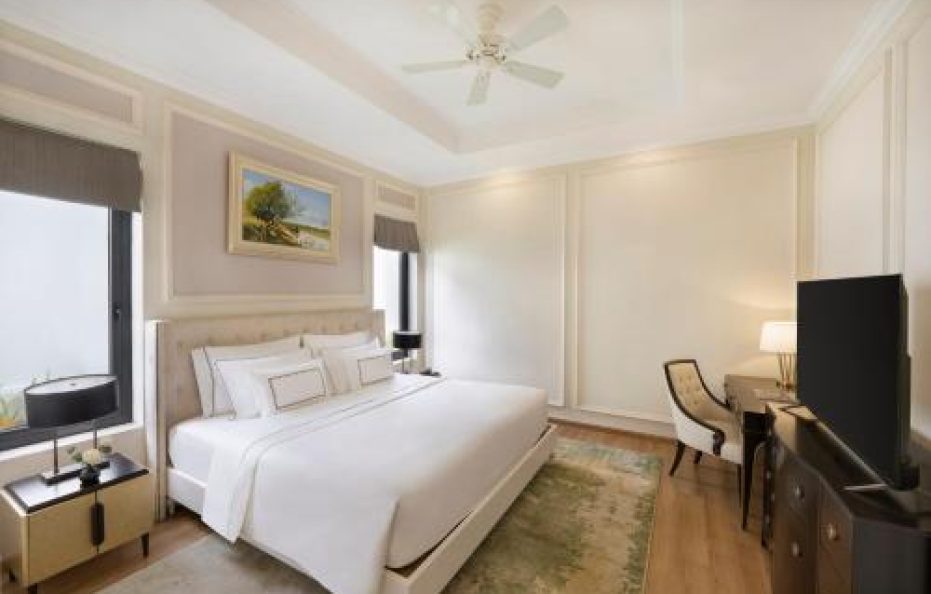 3-Bedroom Villa Lake View With Private Pool