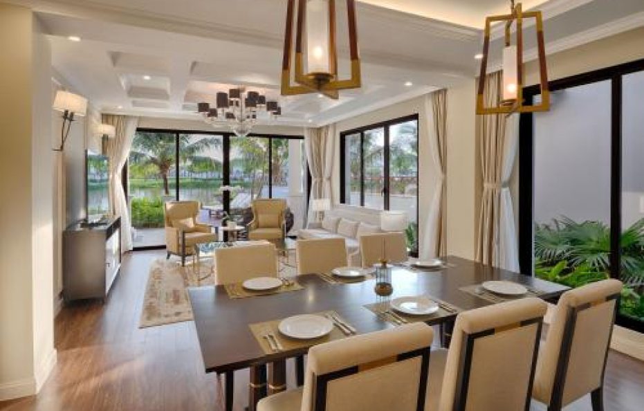 4-Bedroom Villa With Lake View