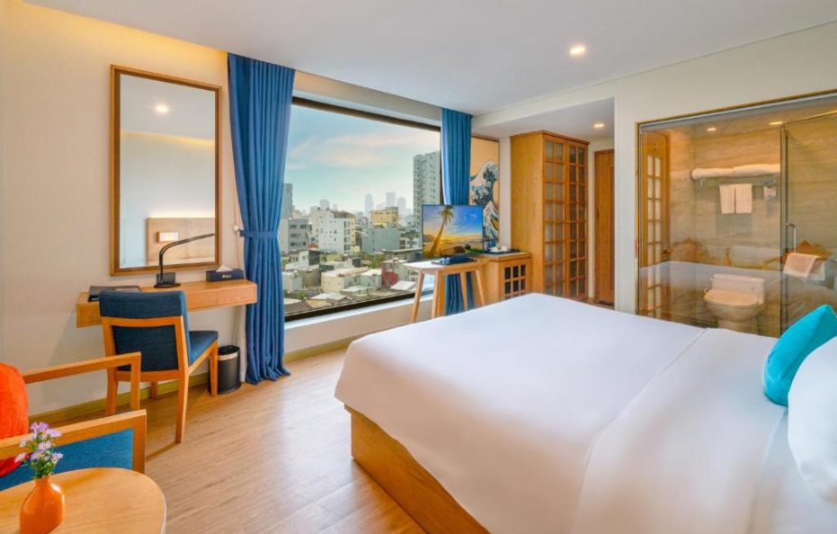 Superior with Cityview