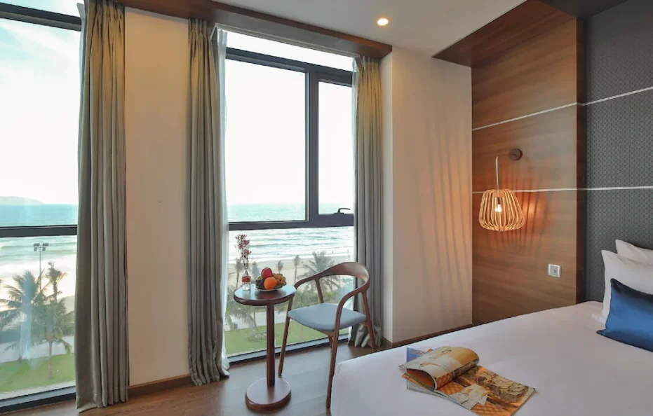 Beach Front Diamond Room