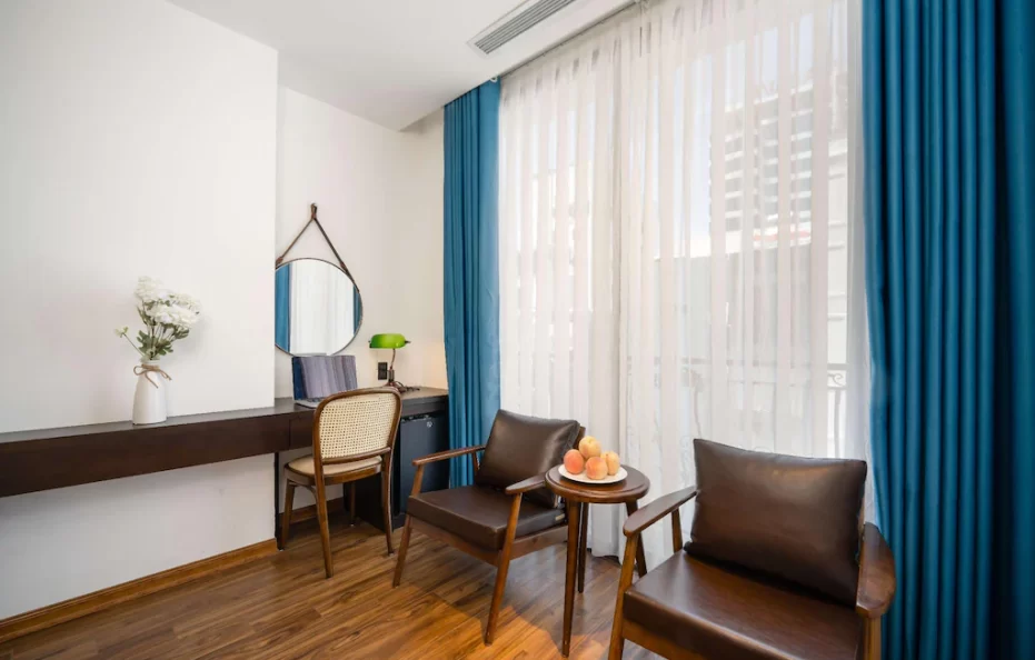 Deluxe Twin with Balcony