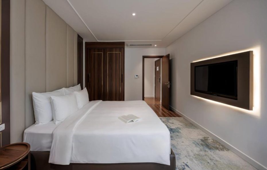 Apartment 2 Bedrooms Mountain View King + Twin