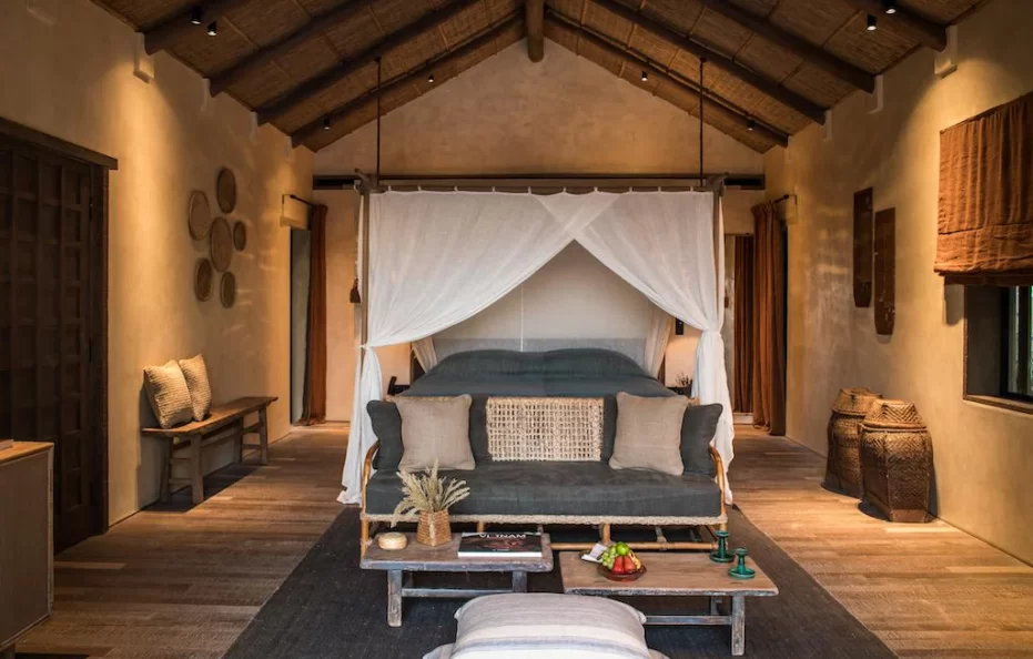 1-Bedroom Beachfront Pool Villa