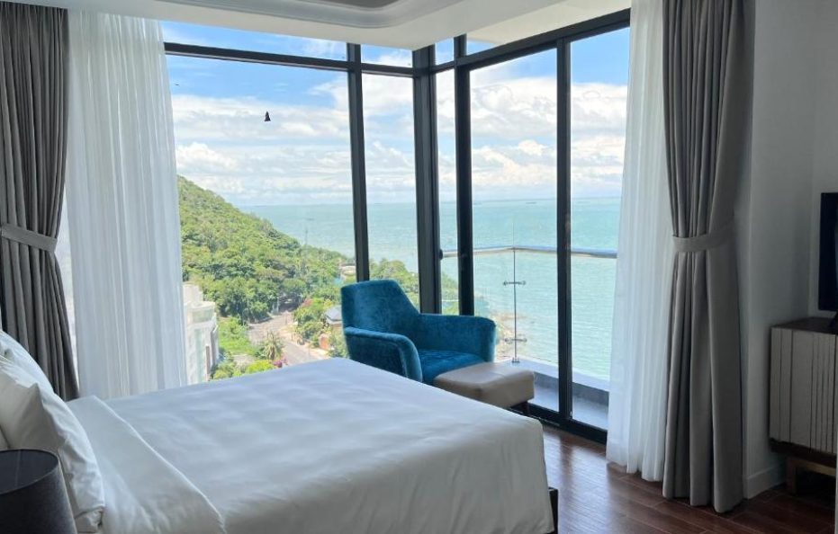 Apartment 2 Bedrooms Seaview King + Queen