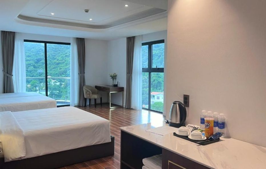 Family Moutain View King + Twin