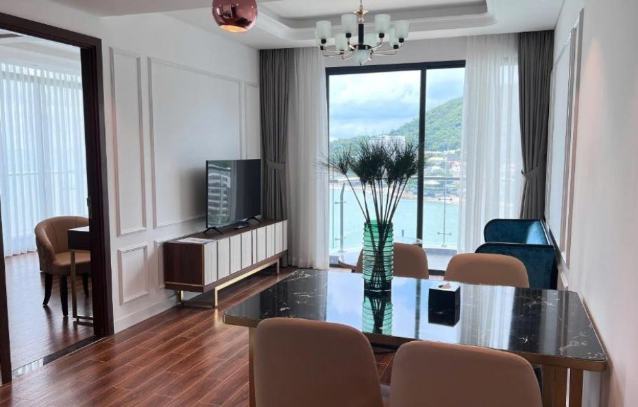 Apartment 2 Bedrooms Seaview King + Queen