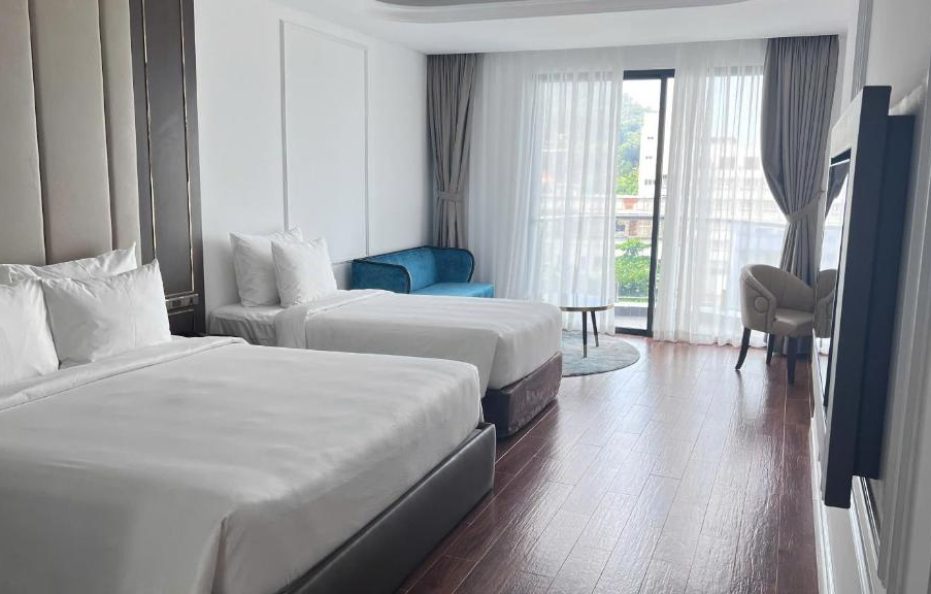 Premier Triple Mountain View 1K + 1S