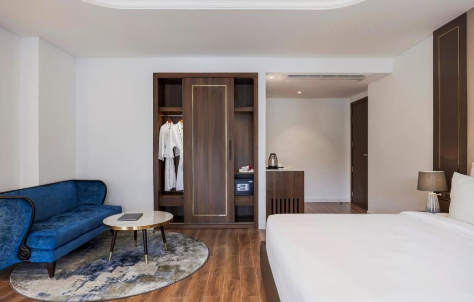 Family Moutain View King + Twin