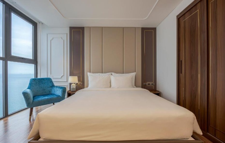 Apartment 2 Bedrooms Seaview King + Queen