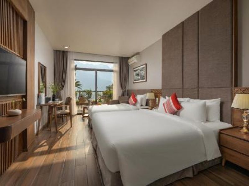 Grand Deluxe Mountain View