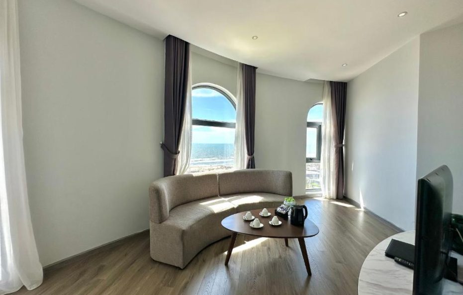 Premier Sea View Room (2DBL/ DBL+TWN)